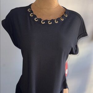 89th & Madison Black Grommet Detail Short Sleeve Top